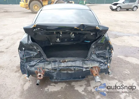 2013 Nissan Altima 2.5 z USA, uszkodzony, nr VIN 1N4AL3AP5DN461492